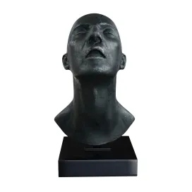 Lotta blokker head sculpture